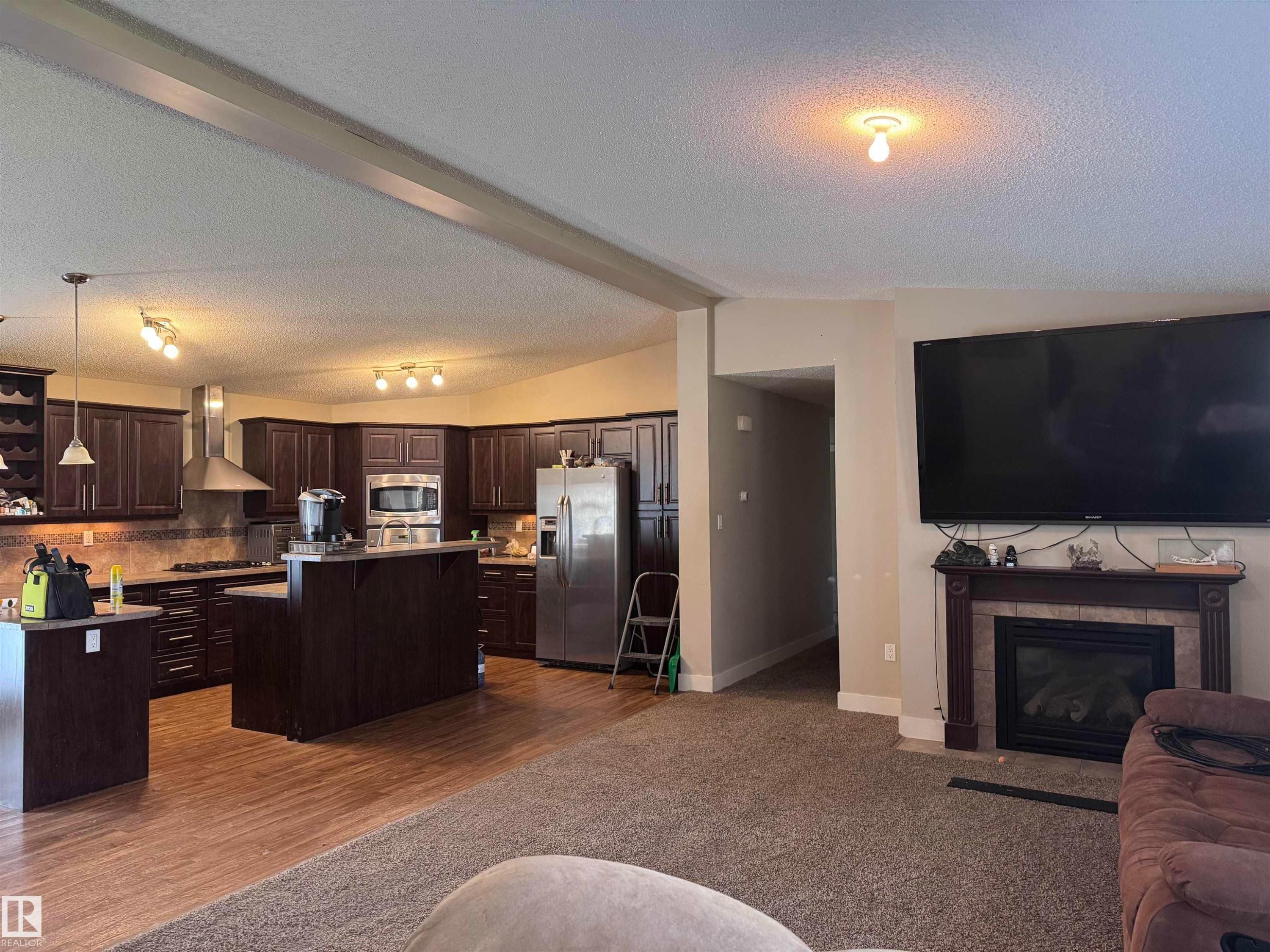 












61516 Rg Rd 204

,
Rural Thorhild County,




AB
T0A 2P0


