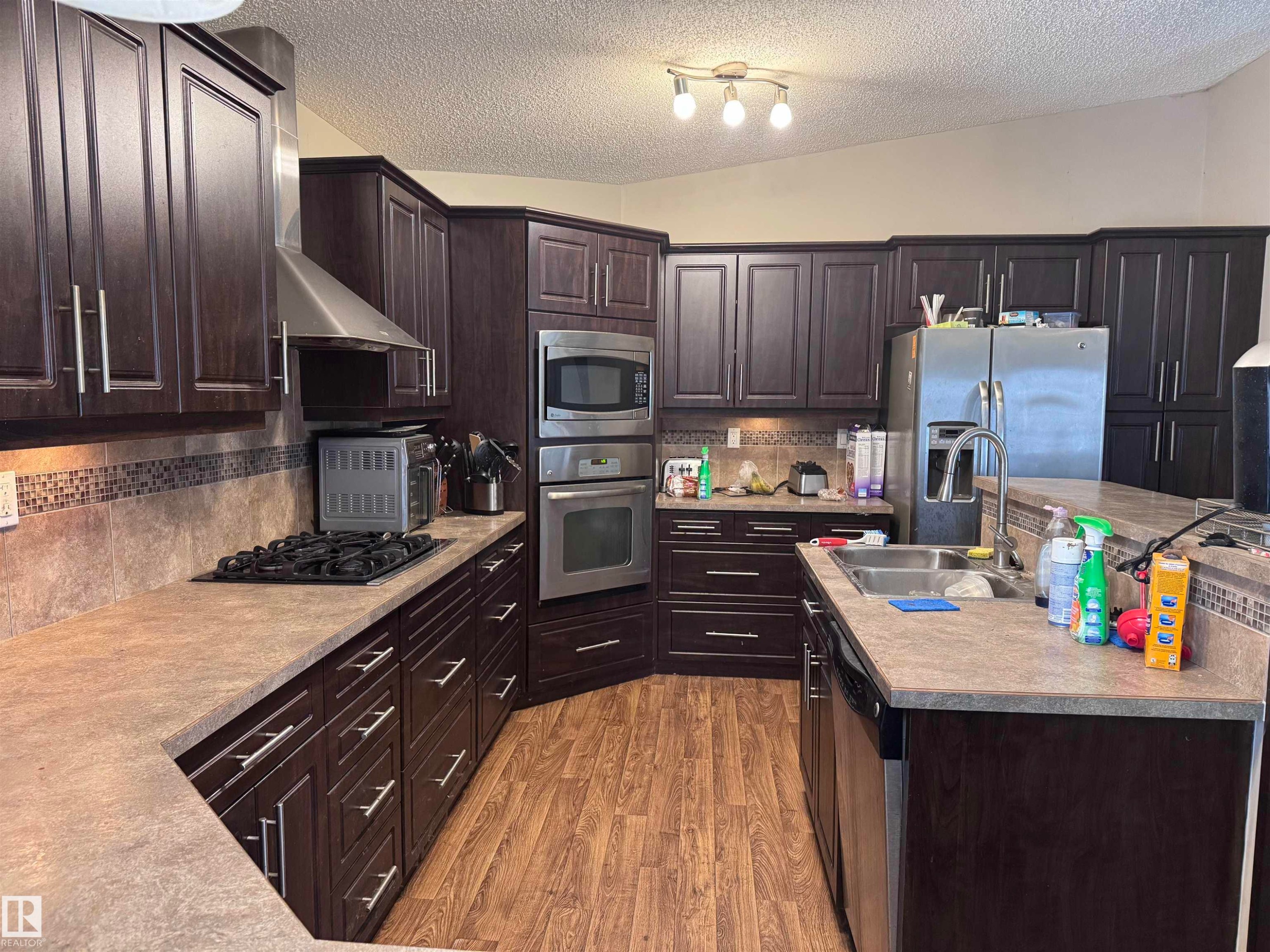 












61516 Rg Rd 204

,
Rural Thorhild County,




AB
T0A 2P0

