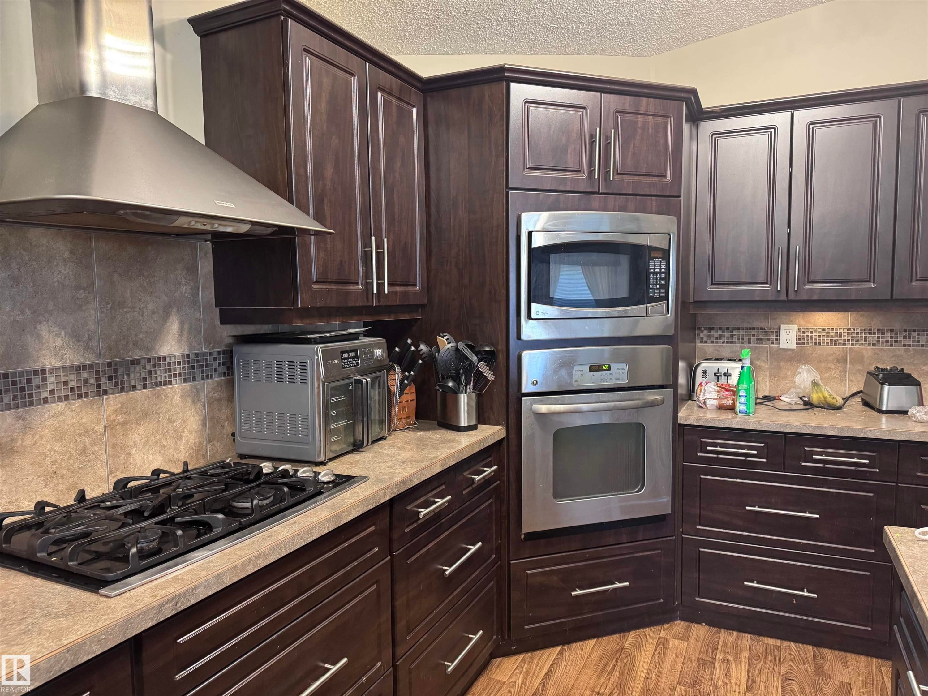 












61516 Rg Rd 204

,
Rural Thorhild County,




AB
T0A 2P0

