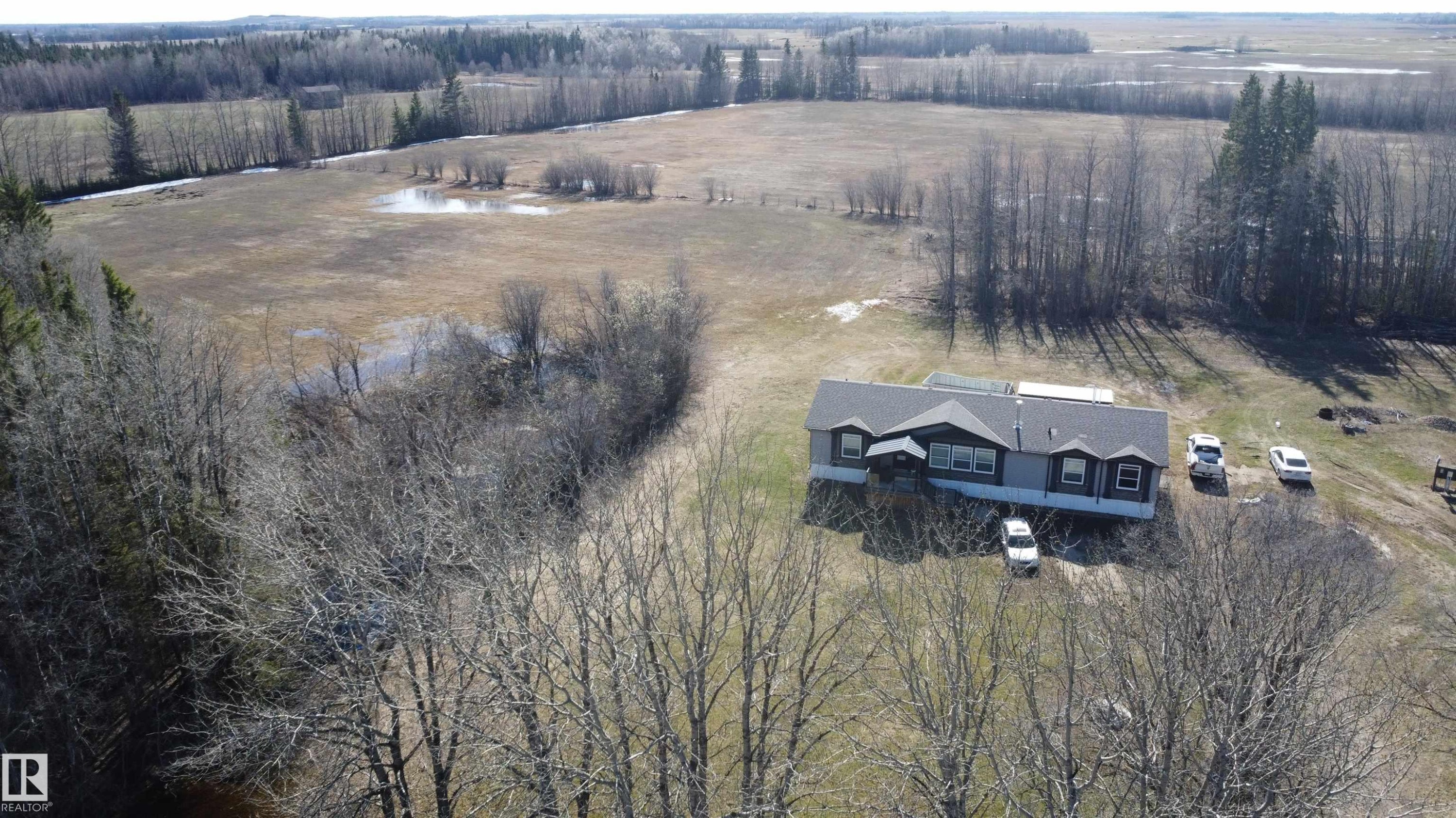 












61516 Rg Rd 204

,
Rural Thorhild County,




AB
T0A 2P0

