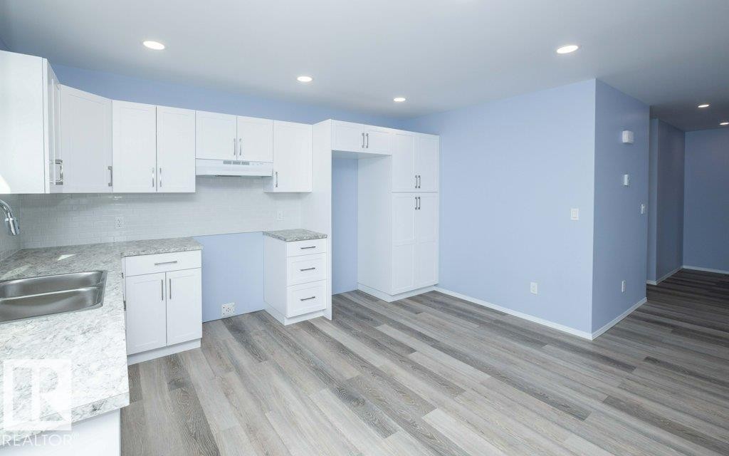 












5006 50 Avenue

,
Pickardville,




AB
T0G 1W0

