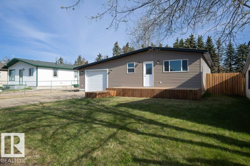 












5006 50 Avenue

,
Pickardville,




AB
T0G 1W0

