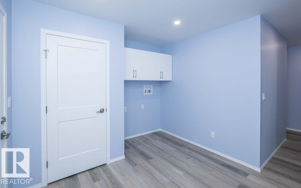 












5006 50 Avenue

,
Pickardville,




AB
T0G 1W0

