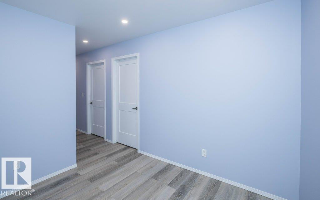 












5006 50 Avenue

,
Pickardville,




AB
T0G 1W0

