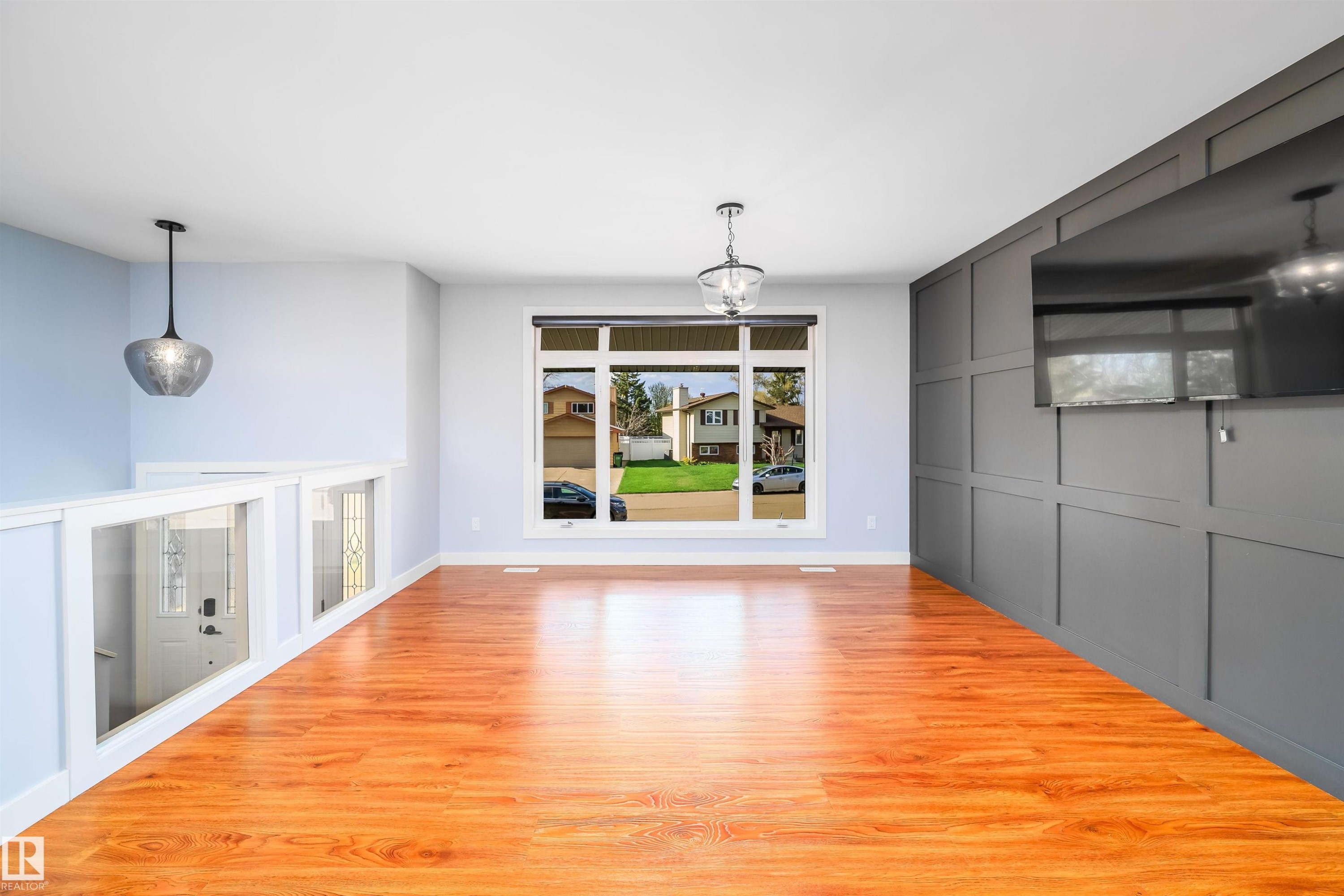 












126 HARRISON Drive

,
Edmonton,




AB
T5A 2R4

