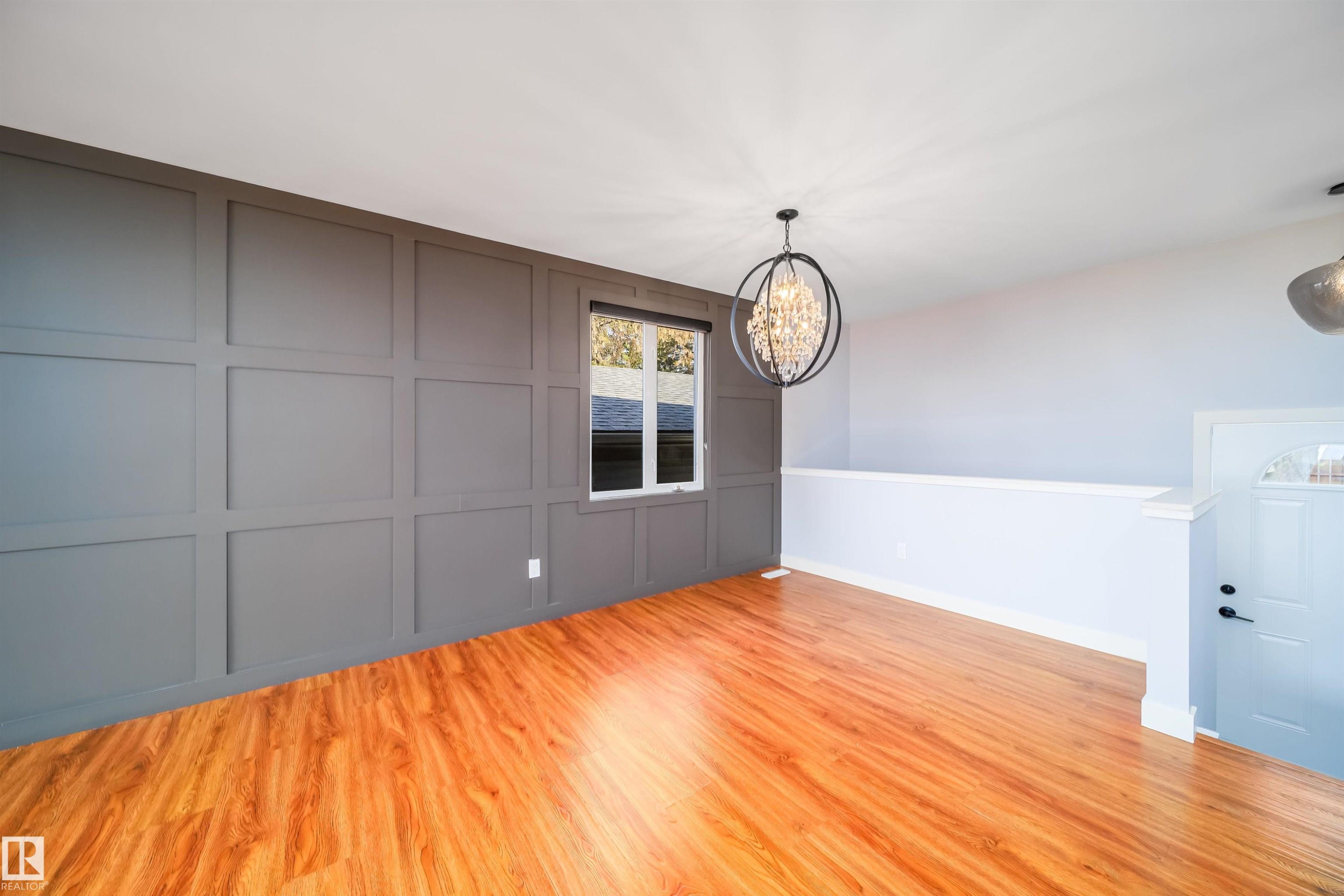 












126 HARRISON Drive

,
Edmonton,




AB
T5A 2R4

