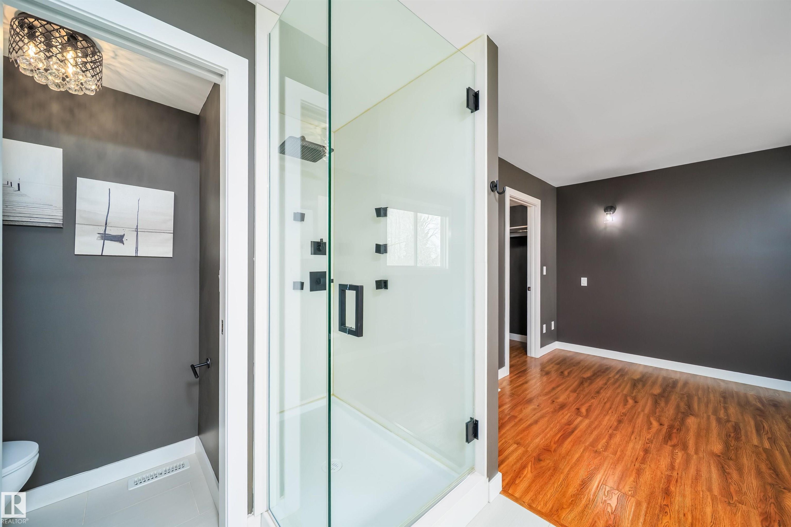 












126 HARRISON Drive

,
Edmonton,




AB
T5A 2R4

