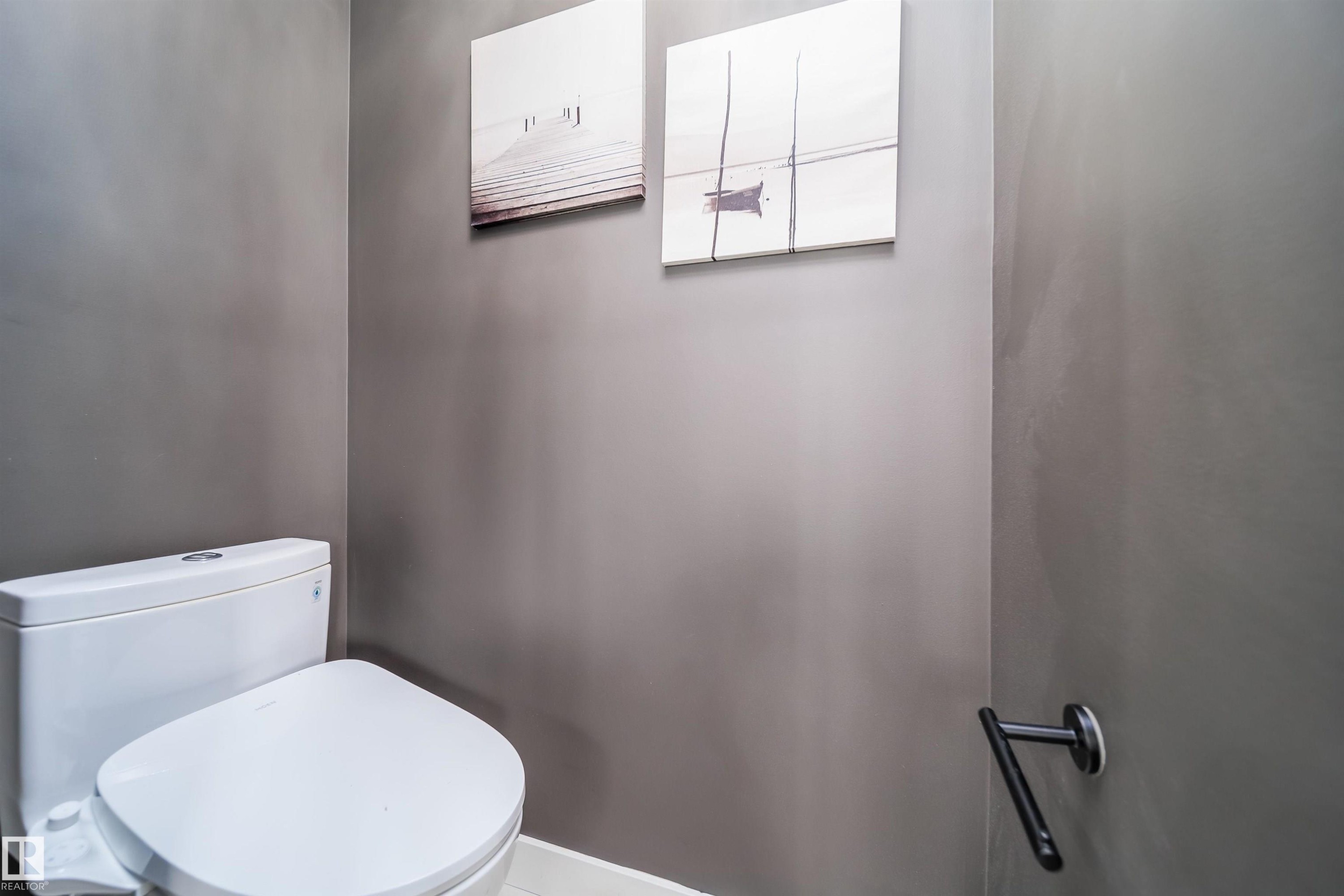 












126 HARRISON Drive

,
Edmonton,




AB
T5A 2R4

