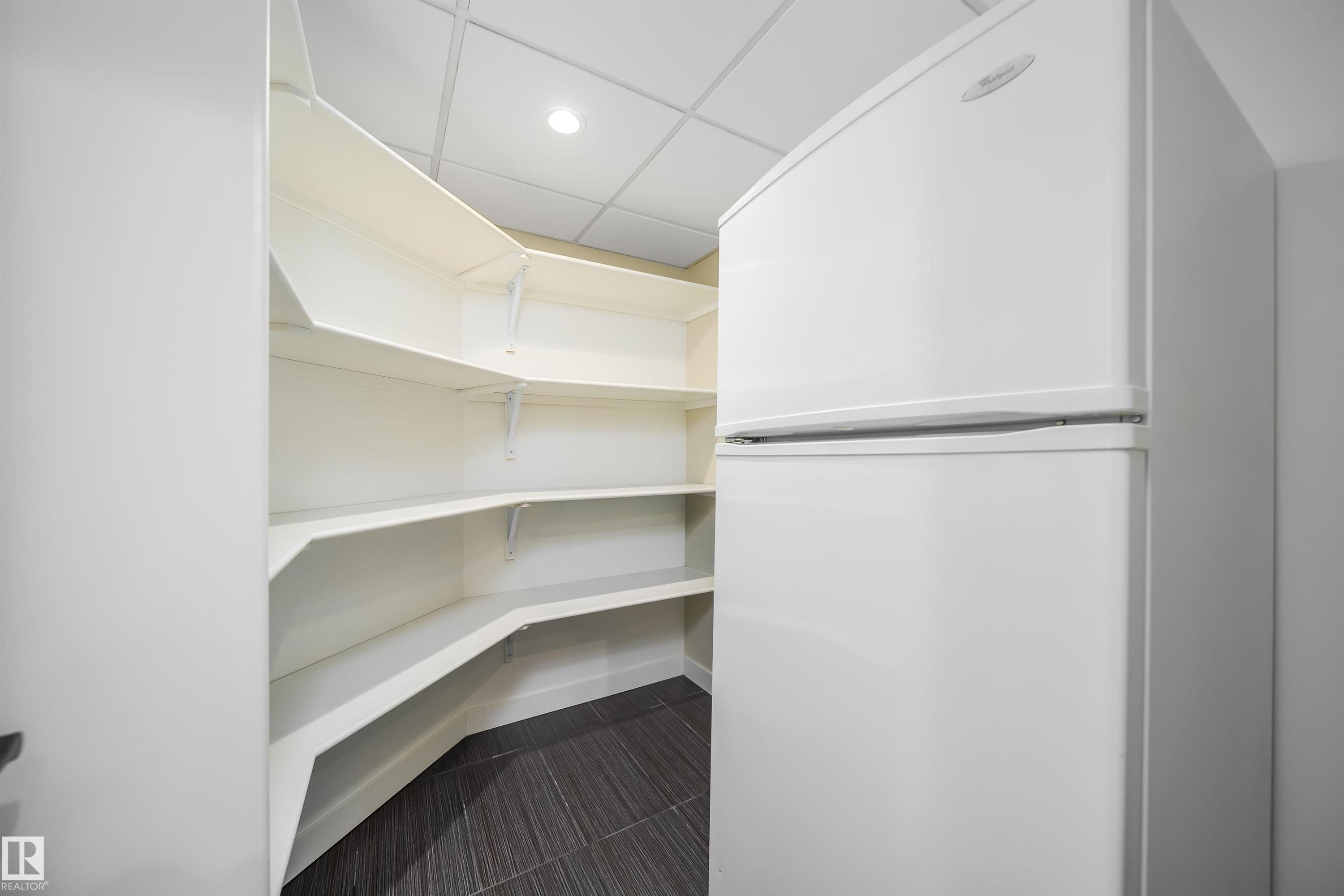 












126 HARRISON Drive

,
Edmonton,




AB
T5A 2R4

