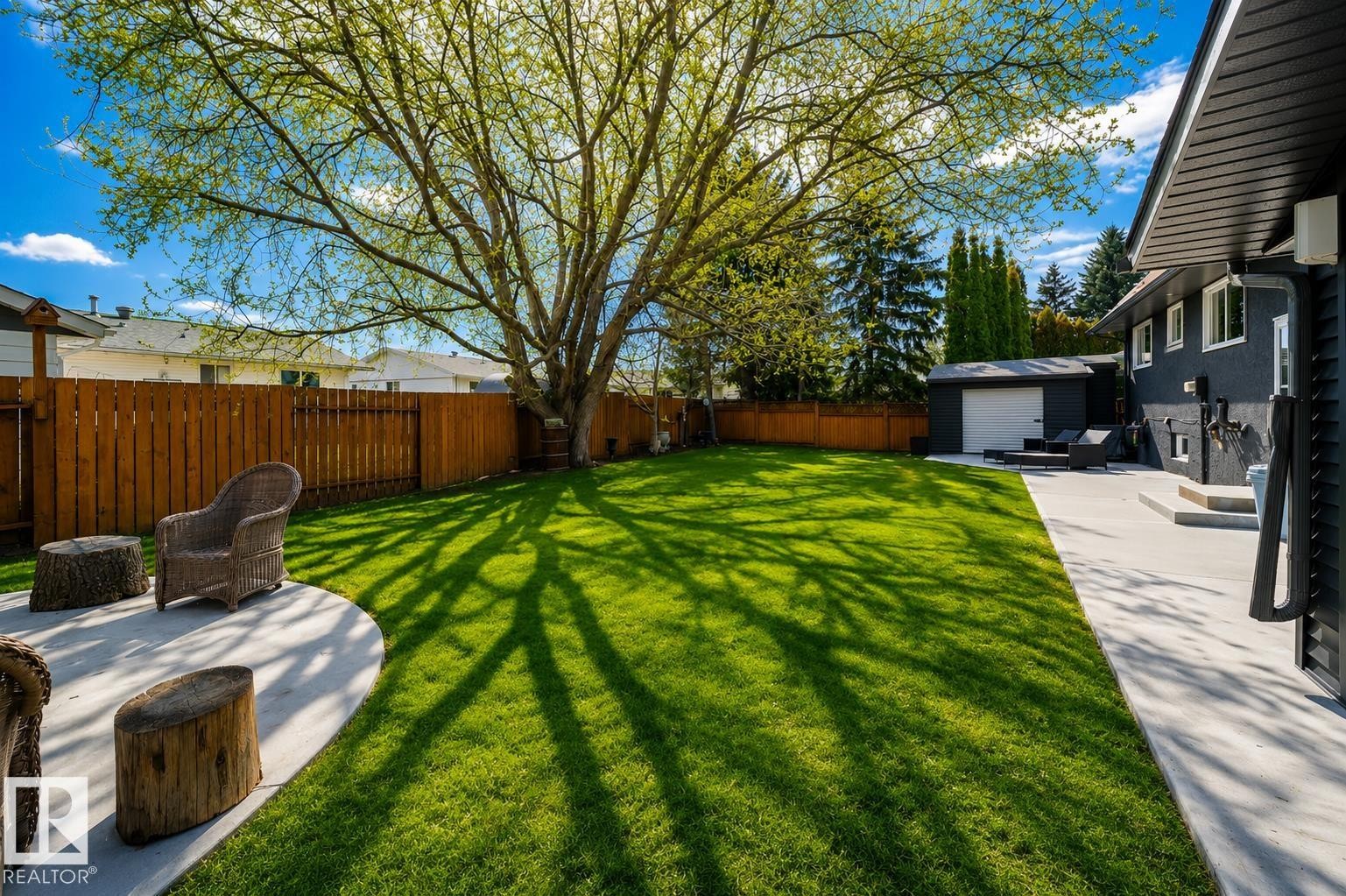 












126 HARRISON Drive

,
Edmonton,




AB
T5A 2R4

