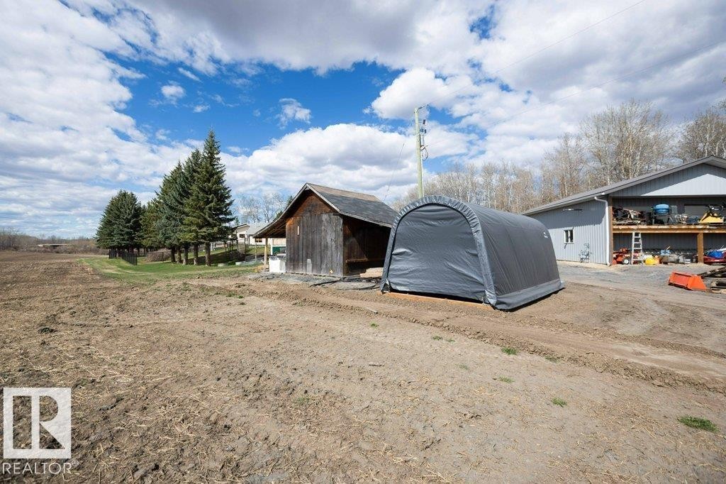 












27132A Twp Rd 632

,
Rural Westlock County,




AB
T0G 1H0

