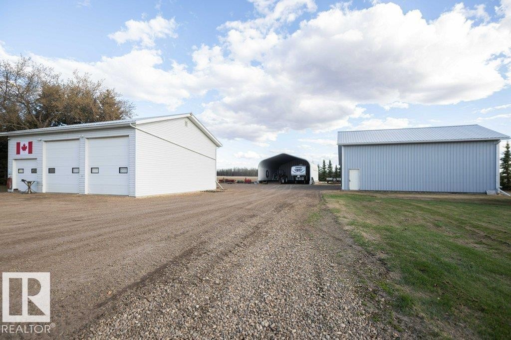












25525 HWY 661

,
Rural Westlock County,




AB
T0G 0S0

