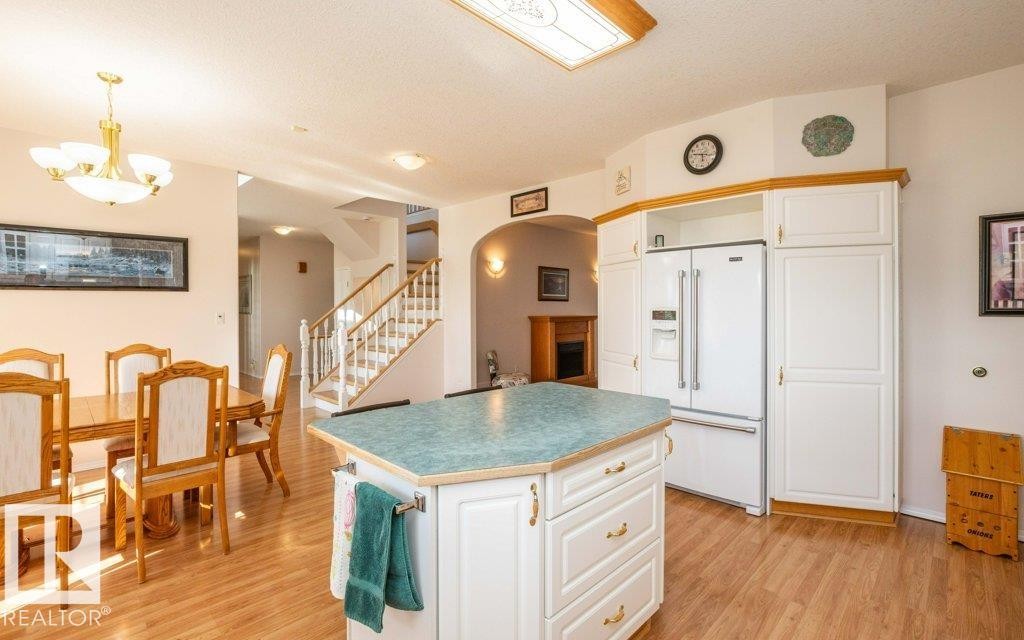 












25525 HWY 661

,
Rural Westlock County,




AB
T0G 0S0

