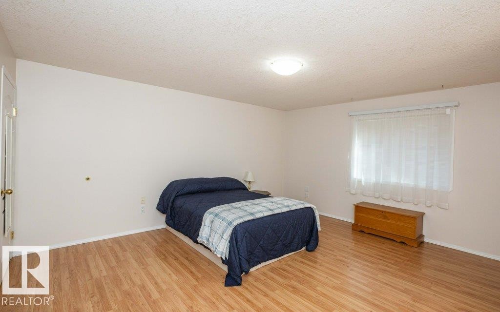 












25525 HWY 661

,
Rural Westlock County,




AB
T0G 0S0

