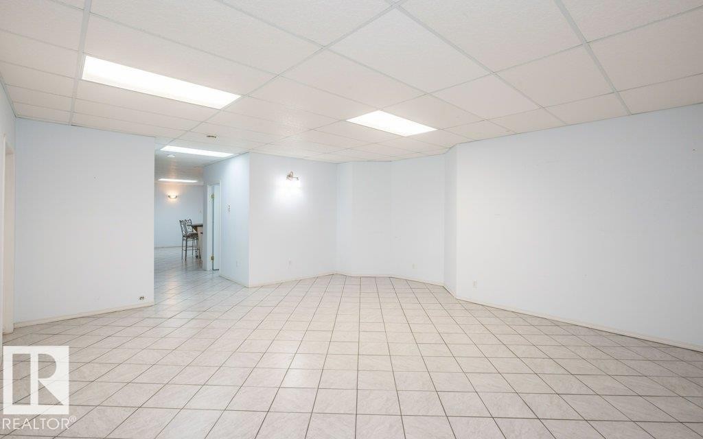 












25525 HWY 661

,
Rural Westlock County,




AB
T0G 0S0


