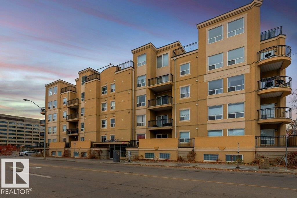












405 10606 102 Avenue

,
Edmonton,




AB
T5J 5E9


