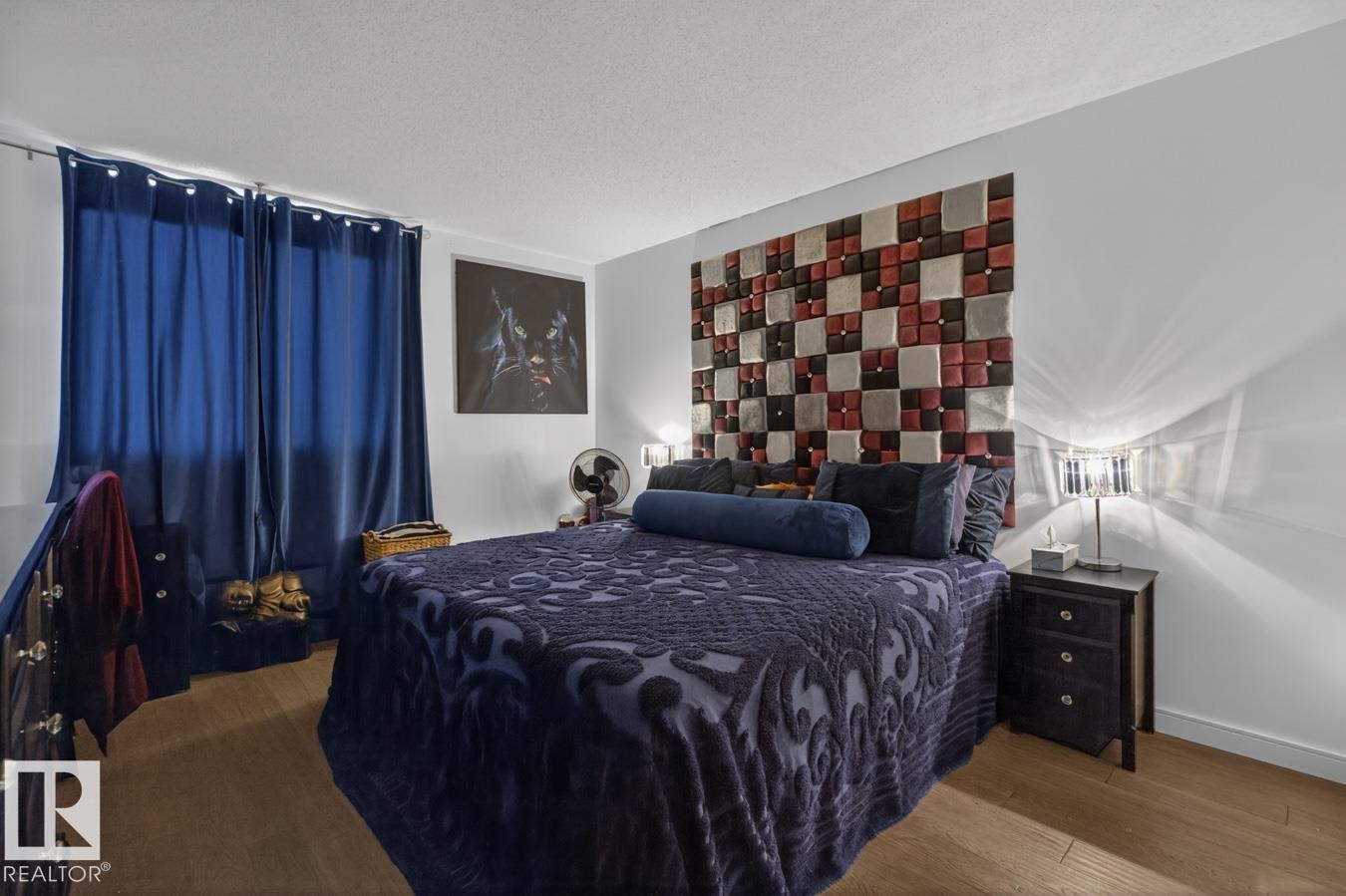 












1103 11307 99 Avenue

,
Edmonton,




AB
T5K 0H2


