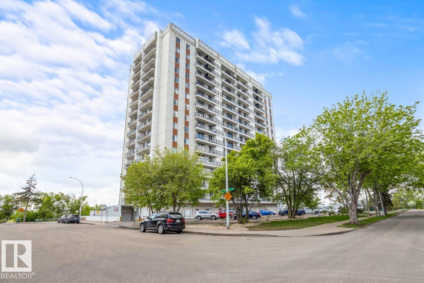 












1103 11307 99 Avenue

,
Edmonton,




AB
T5K 0H2

