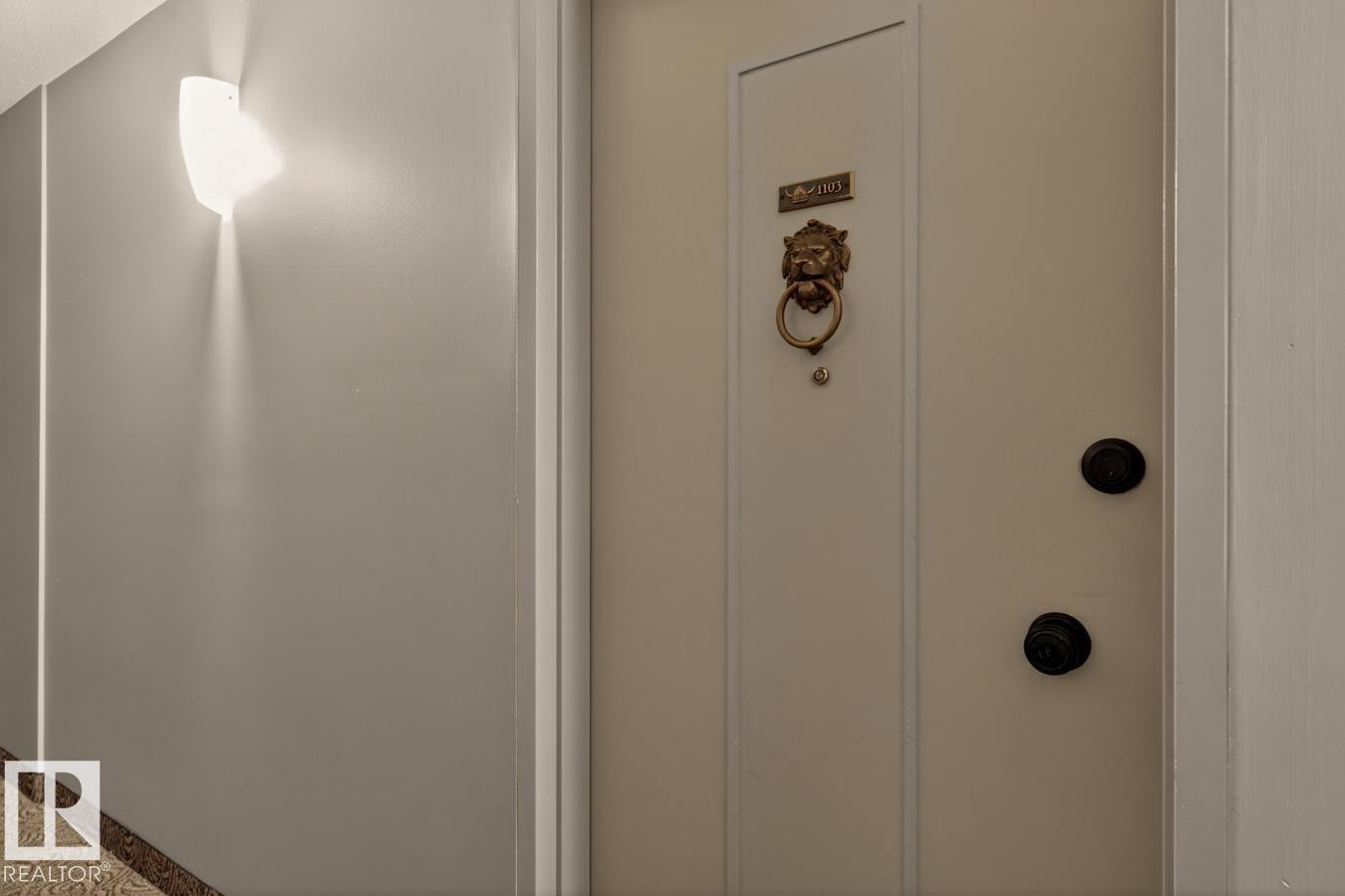 












1103 11307 99 Avenue

,
Edmonton,




AB
T5K 0H2

