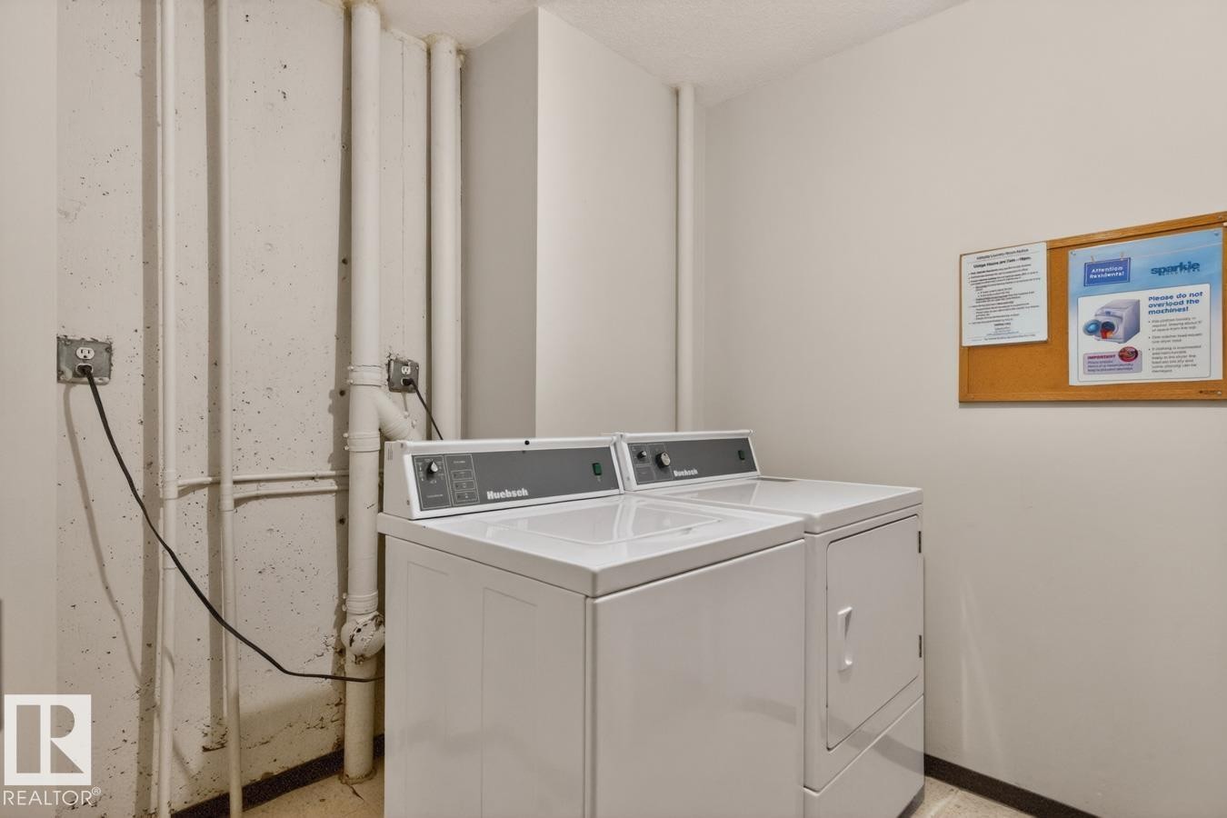 












1103 11307 99 Avenue

,
Edmonton,




AB
T5K 0H2

