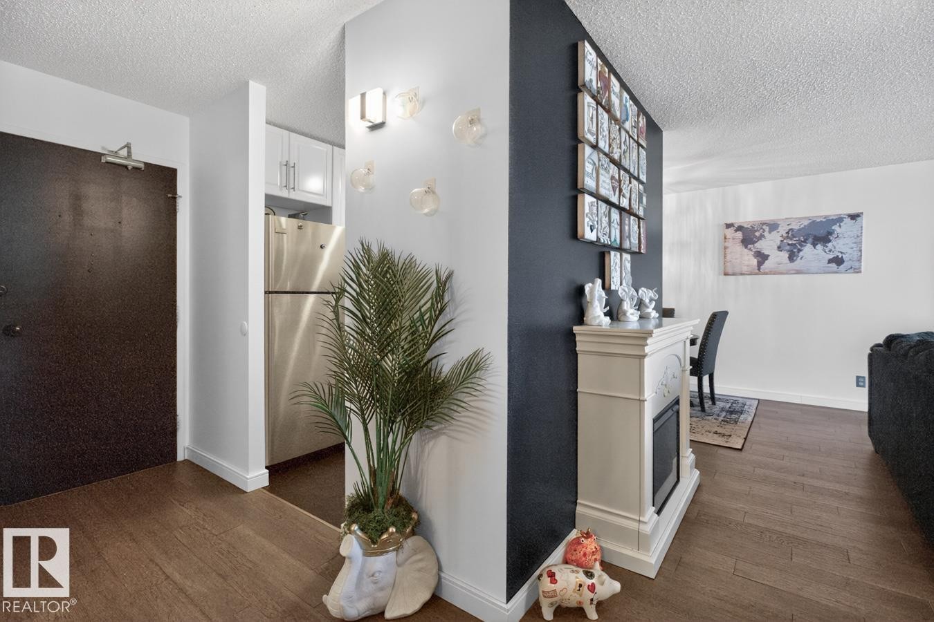 












1103 11307 99 Avenue

,
Edmonton,




AB
T5K 0H2

