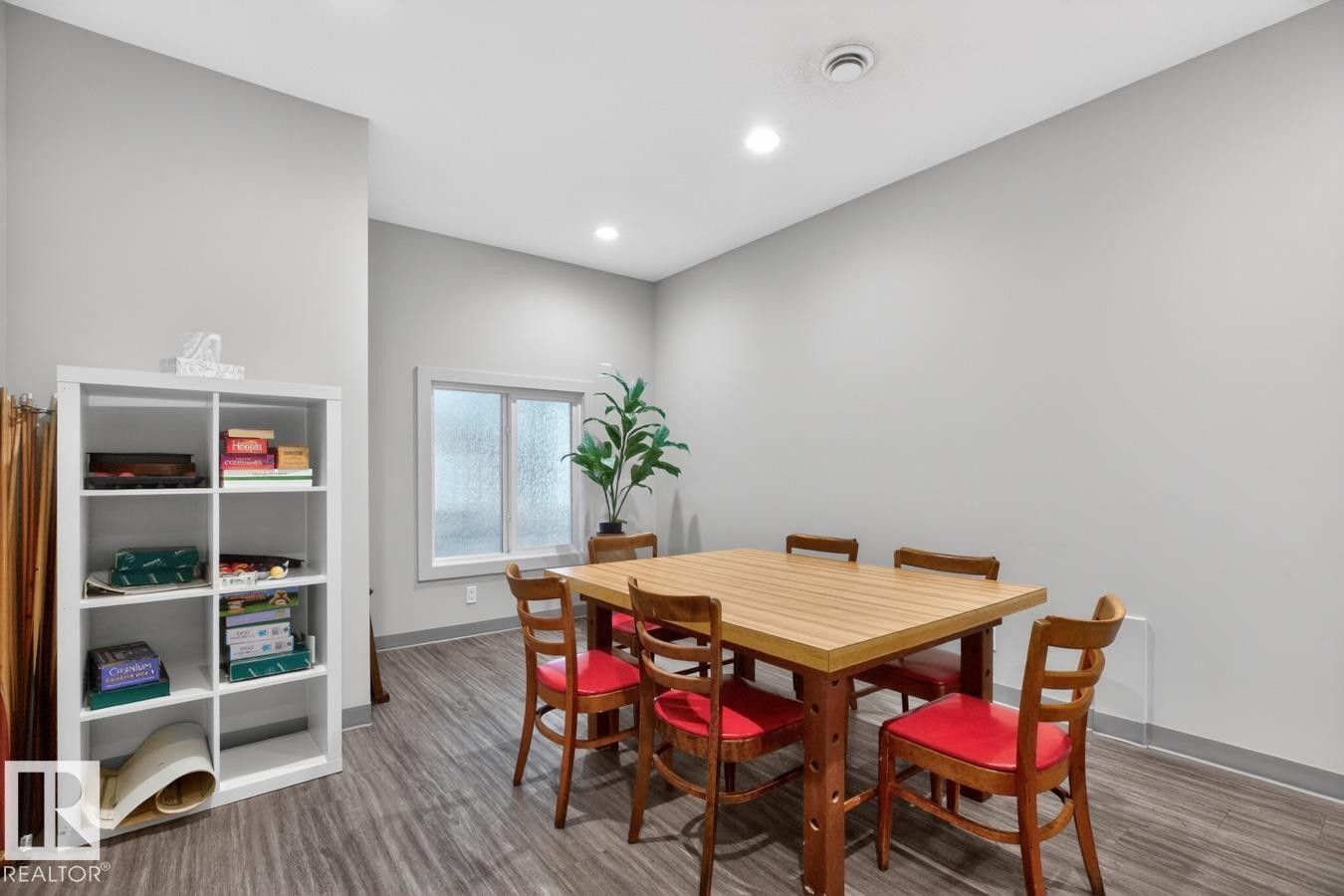












1103 11307 99 Avenue

,
Edmonton,




AB
T5K 0H2

