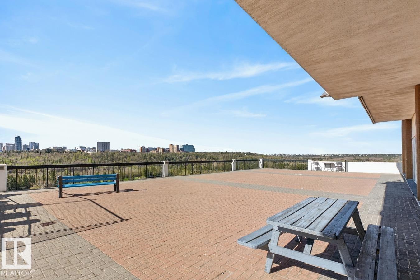 












1103 11307 99 Avenue

,
Edmonton,




AB
T5K 0H2

