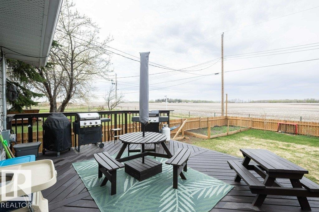 












5116 51 Avenue

,
Pickardville,




AB
T0G 1W0

