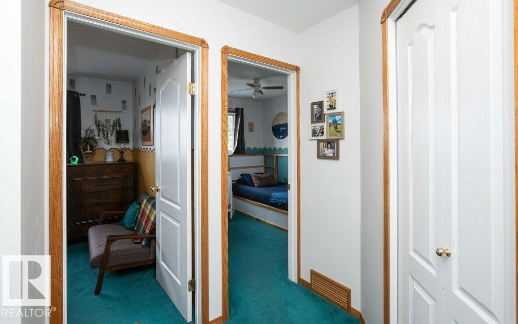












5116 51 Avenue

,
Pickardville,




AB
T0G 1W0

