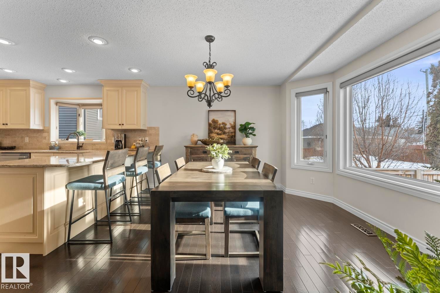 












515 Lakeshore Drive

,
Cold Lake,




AB
T9M 1A2

