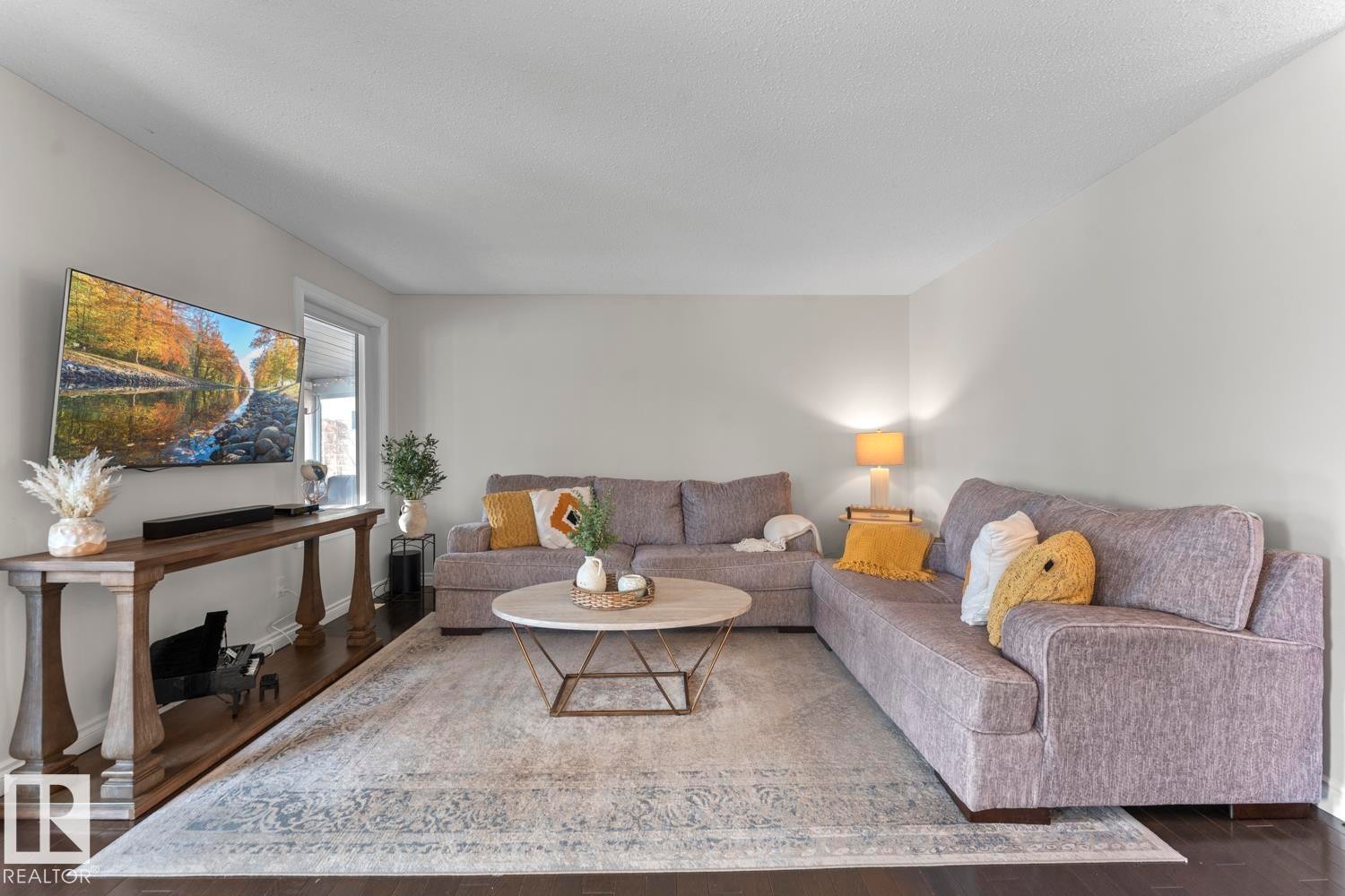 












515 Lakeshore Drive

,
Cold Lake,




AB
T9M 1A2

