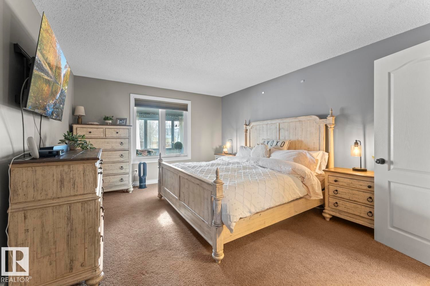 












515 Lakeshore Drive

,
Cold Lake,




AB
T9M 1A2

