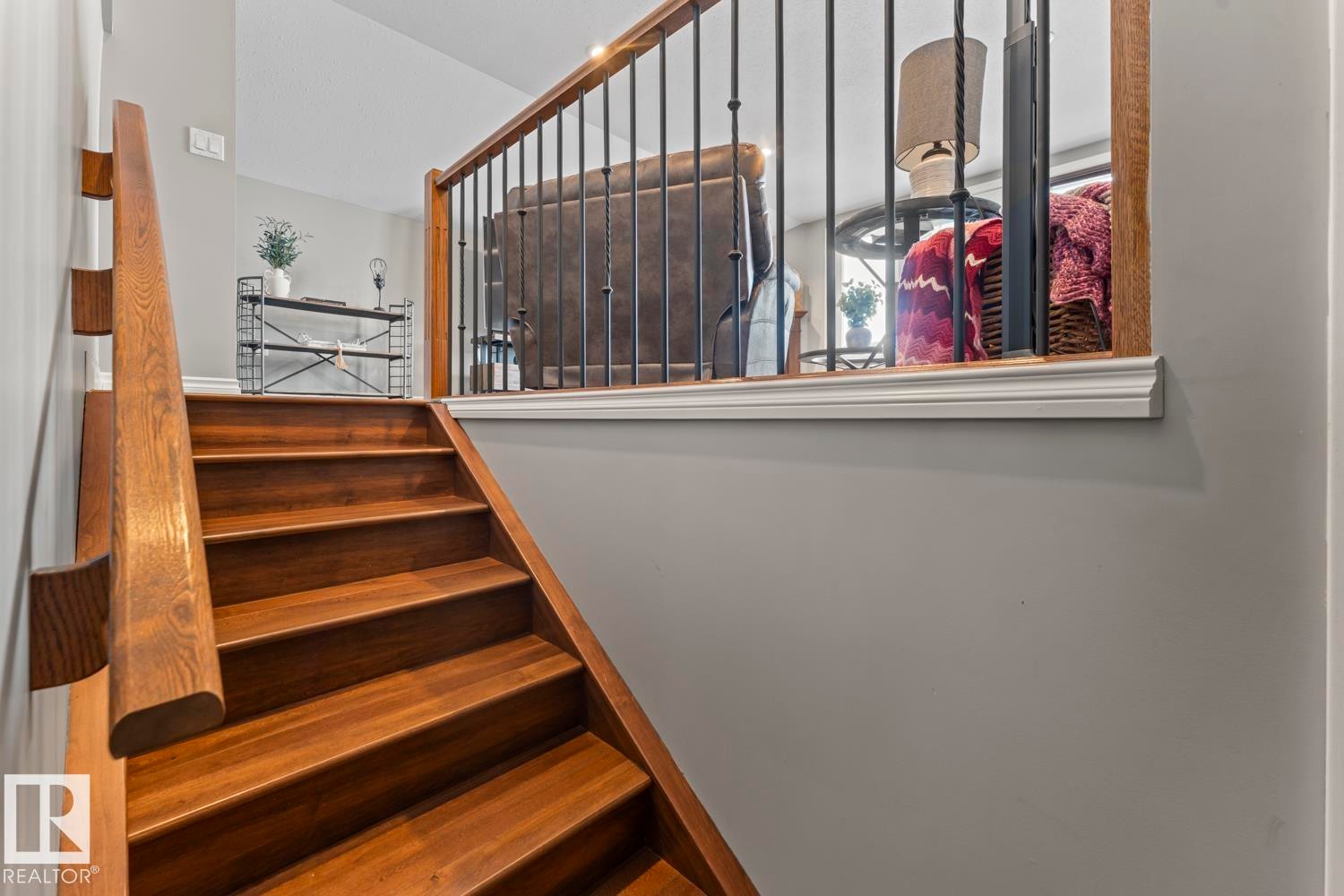 












515 Lakeshore Drive

,
Cold Lake,




AB
T9M 1A2


