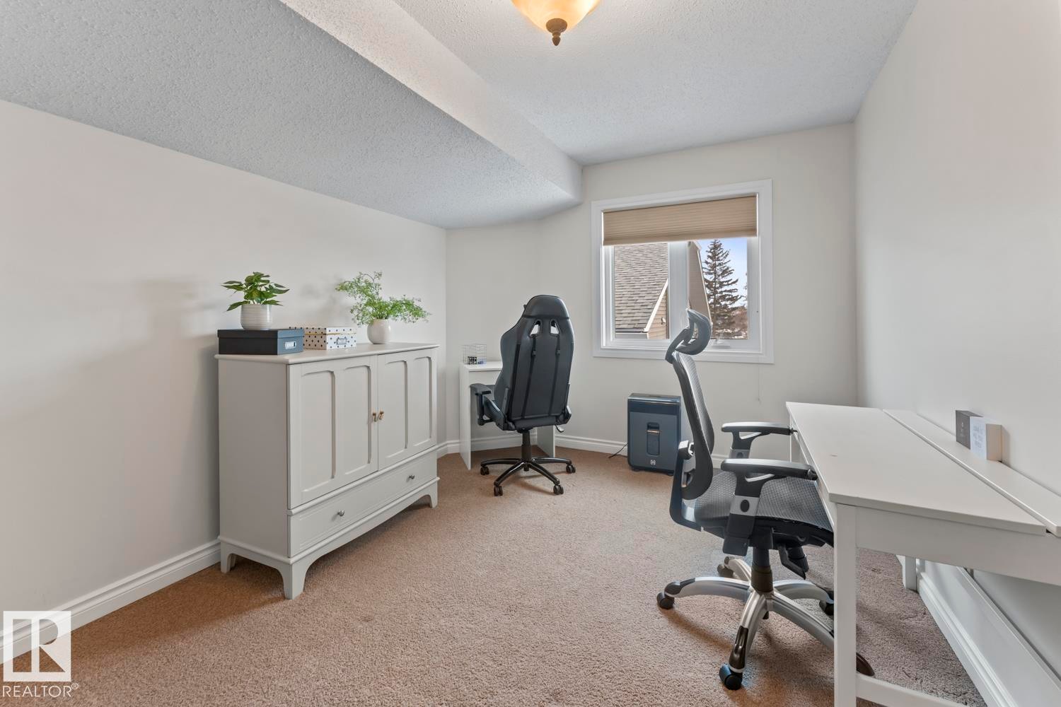 












515 Lakeshore Drive

,
Cold Lake,




AB
T9M 1A2

