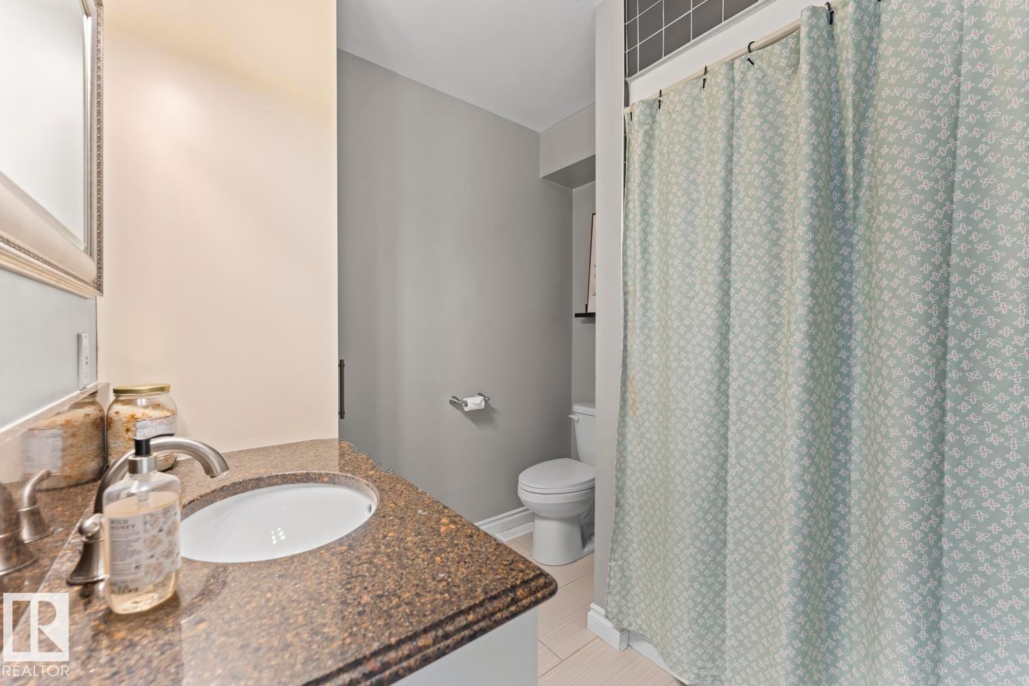 












515 Lakeshore Drive

,
Cold Lake,




AB
T9M 1A2

