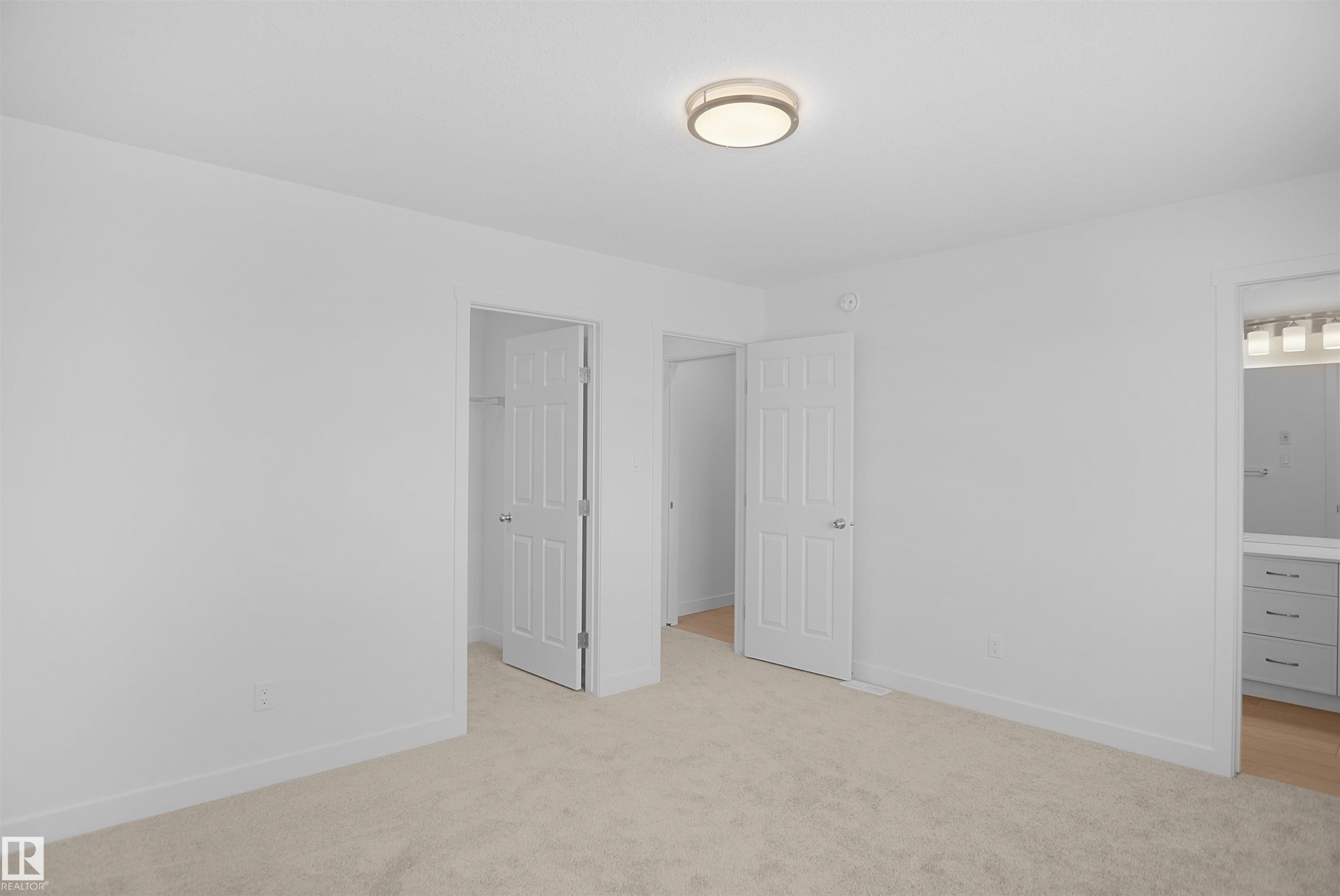 












1537 208 Street

,
Edmonton,




AB
T6W 5T6

