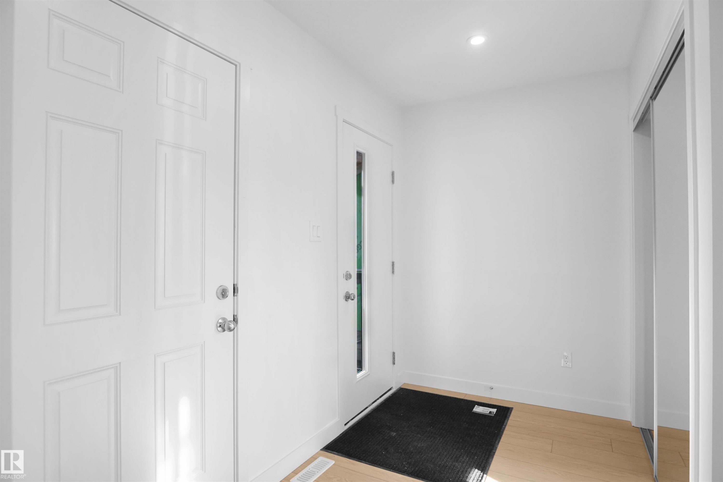 












1537 208 Street

,
Edmonton,




AB
T6W 5T6

