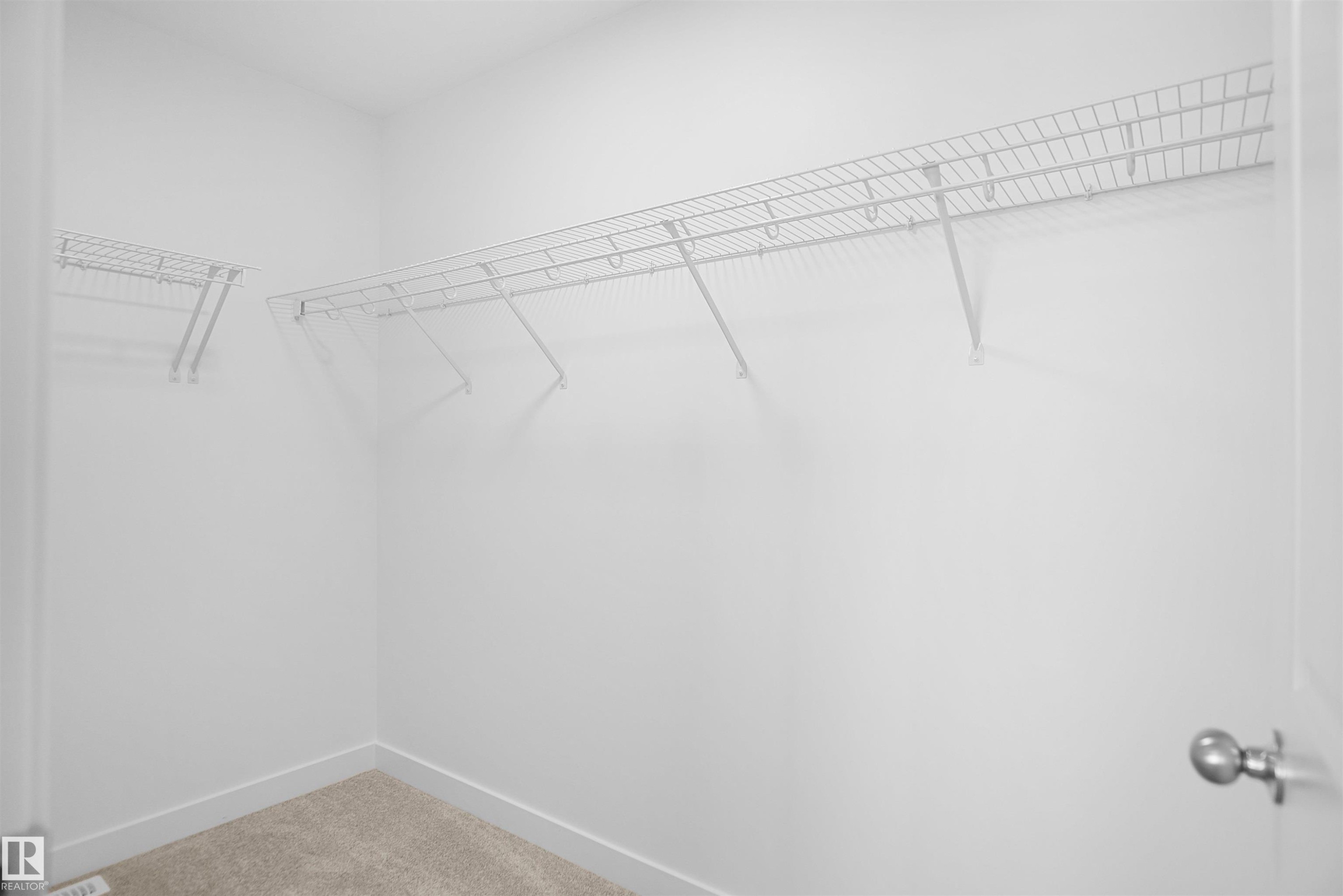 












1537 208 Street

,
Edmonton,




AB
T6W 5T6

