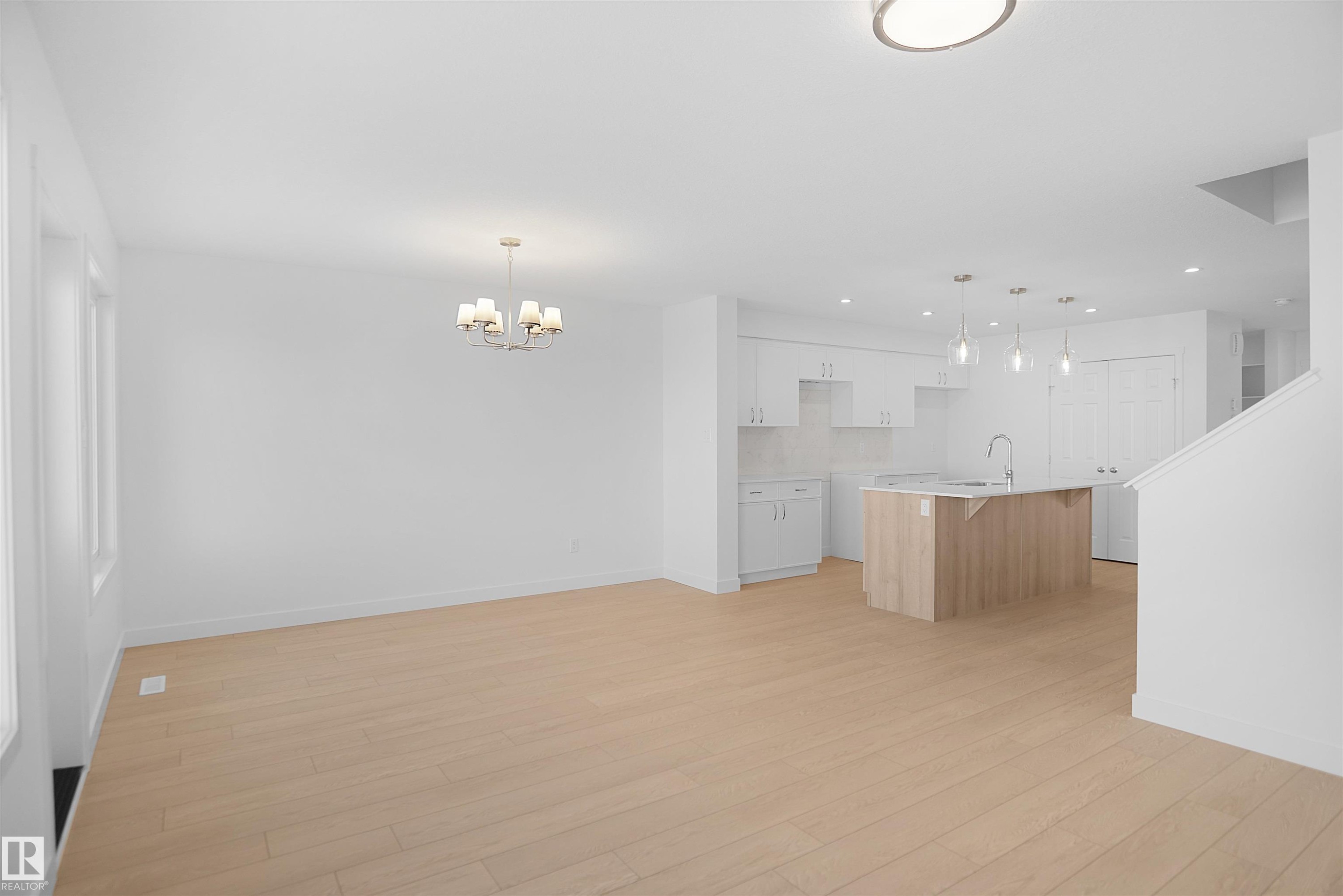 












1537 208 Street

,
Edmonton,




AB
T6W 5T6

