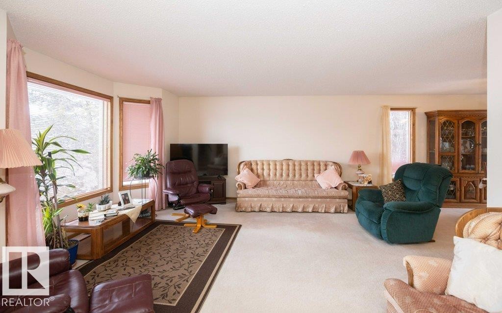 












11003 104 Street

,
Westlock,




AB
T7P 1G5

