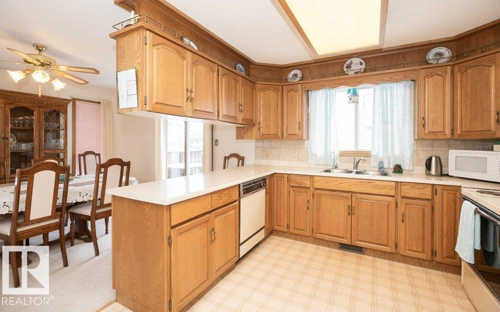 












11003 104 Street

,
Westlock,




AB
T7P 1G5

