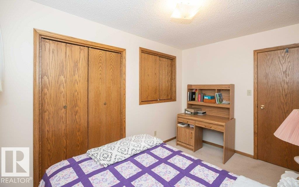 












11003 104 Street

,
Westlock,




AB
T7P 1G5

