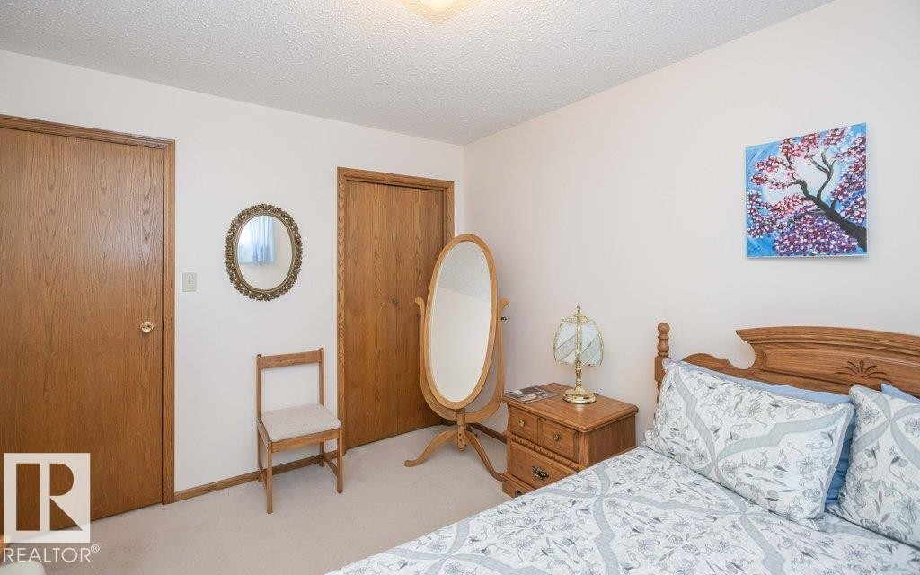 












11003 104 Street

,
Westlock,




AB
T7P 1G5

