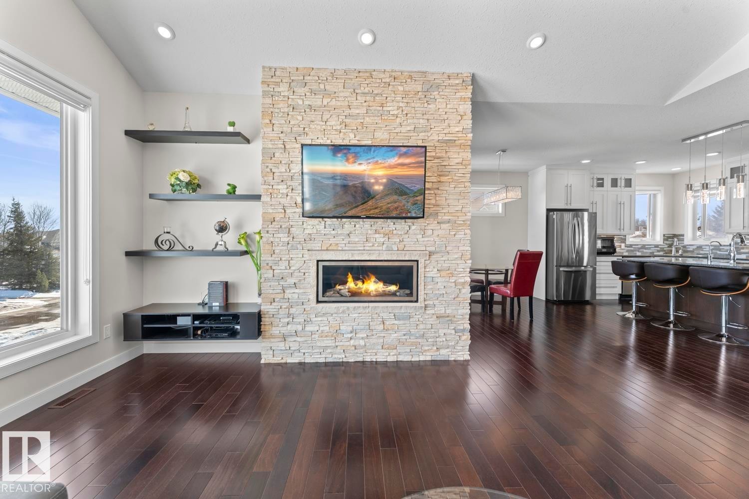 












1513 Horseshoe Bay Estates

,
Cold Lake,




AB
T9M 1G8

