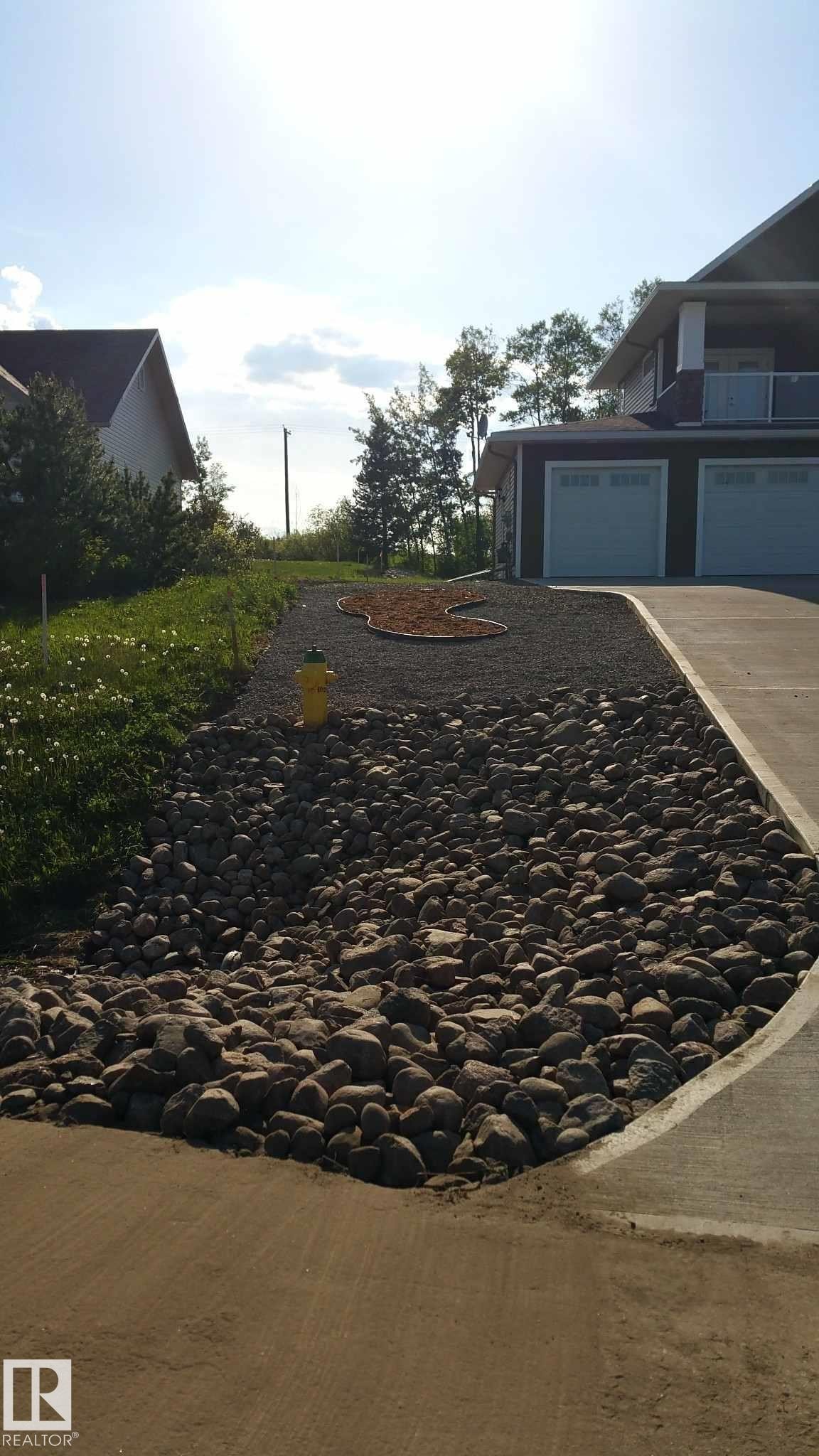 












1513 Horseshoe Bay Estates

,
Cold Lake,




AB
T9M 1G8

