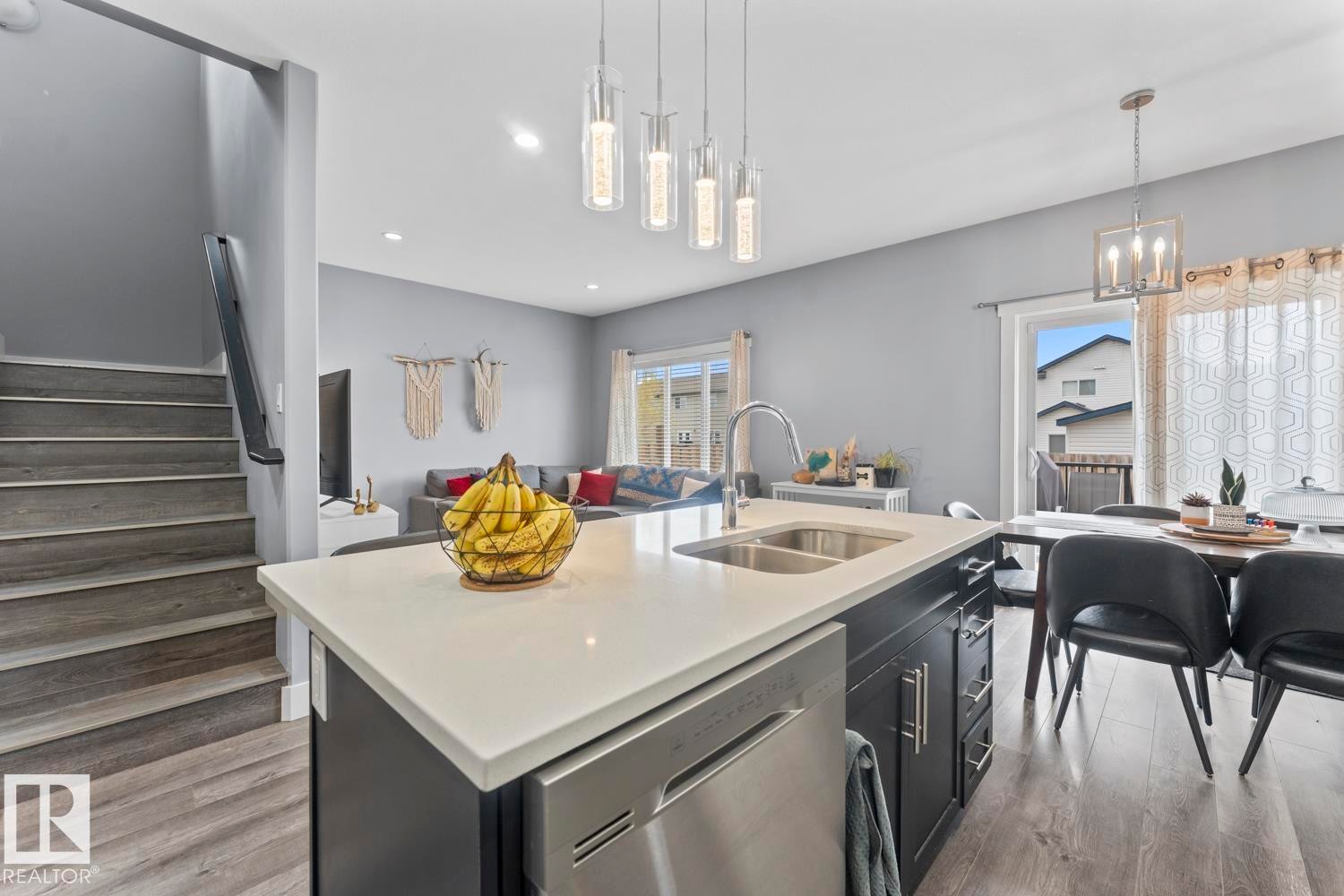 












6810A Tri City Way

,
Cold Lake,




AB
T9M 0L3

