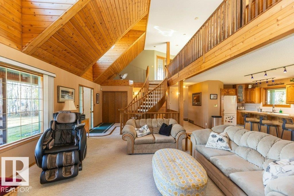 












8 Sunrise DR Summer Village of Larkspur

,
Rural Westlock County,




AB
T0G 0S0

