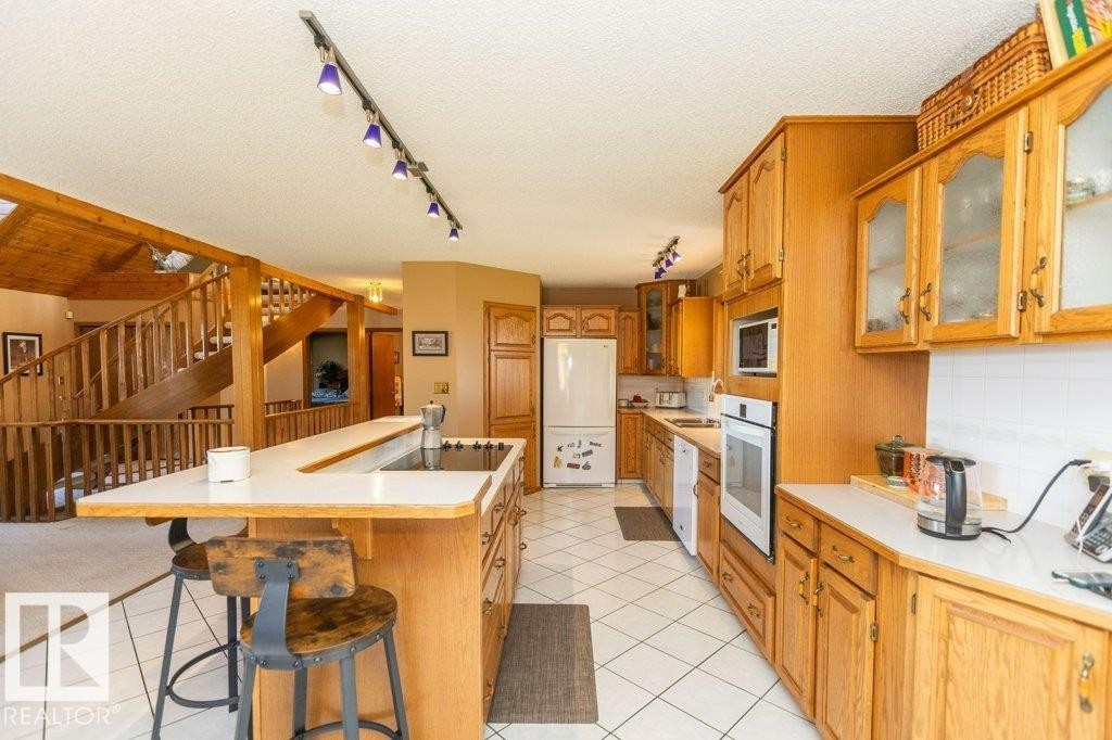 












8 Sunrise DR Summer Village of Larkspur

,
Rural Westlock County,




AB
T0G 0S0


