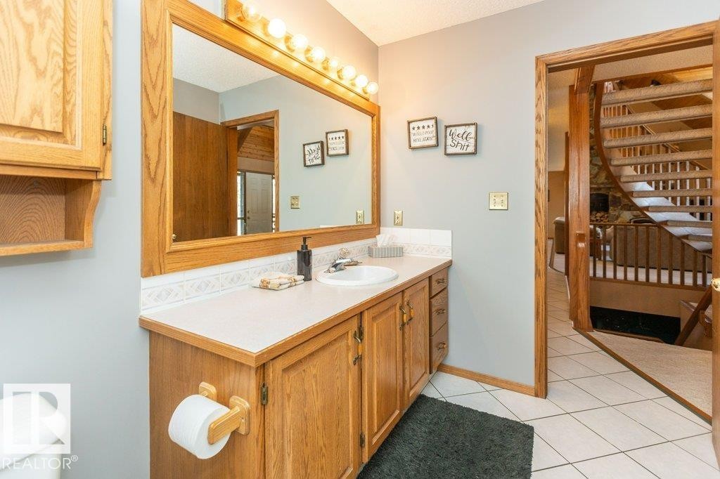 












8 Sunrise DR Summer Village of Larkspur

,
Rural Westlock County,




AB
T0G 0S0

