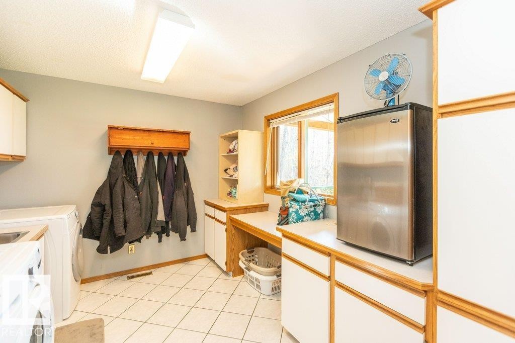 












8 Sunrise DR Summer Village of Larkspur

,
Rural Westlock County,




AB
T0G 0S0

